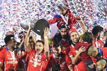 Puma lanza la camiseta de los campeones de la Copa de América en honor a la selección chilena