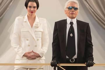 Lagerfeld apuesta por la chaqueta en láser 3D en su casino Chanel