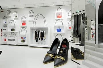 Moschino ouvre une boutique démesurée à Milan
