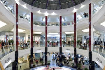 Se enlentece el crecimiento del numero de centros comerciales