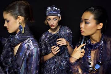Armani gestattet auf Mailänder Modewoche viel Beinfreiheit