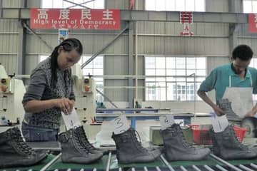 Plusieurs fabricants de chaussures chinois délocalisent leurs productions