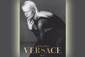 "Versace" in libreria a novembre