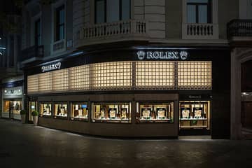 Rolex inaugura concept store de la mano de Tous en Barcelona