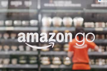 Amazon opens store without checkouts