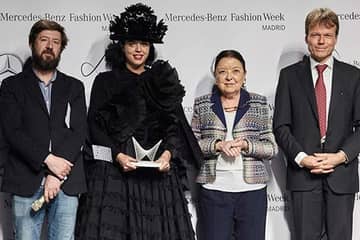 Ela Fidalgo gana el Premio Mercedes-Benz Fashion Talent