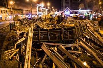 "Москва вернулась в 90-е" - снос торговых комплексов у метро