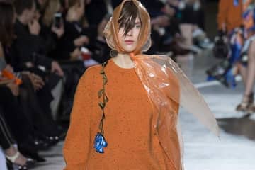 London Fashion Week: Burberry brasse les cultures, Kane voyage dans l'étrange