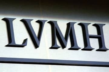 LVMH увеличил прибыль и выручку на 16 проц в 2015 году