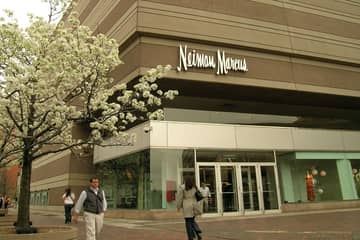 Neiman Marcus отозвал заявку на IPO