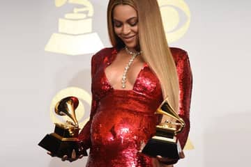 Peter Dundas kleedt Beyonce in nieuw eigen label tijdens Grammy’s