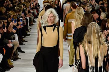 Pariser Modewoche: Zittern bei Saint Laurent und Kritik an Lanvin