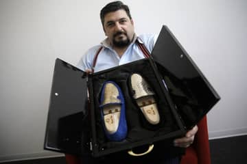 Le pari un peu fou d'un Italien voulant vendre des chaussures en or