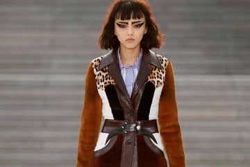 Louis Vuitton launches e-commerce in China