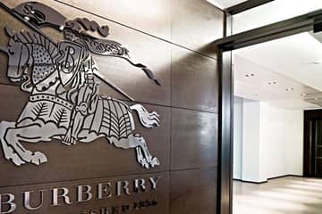Треть акционеров Burberry не одобрила размер зарплат топ-менеджеров