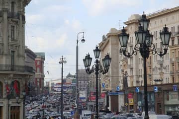 Реконструкция улиц снова скорректировала рынок стрит-ритейла Москвы