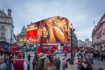 Stella McCartney signs Piccadilly Lights ad deal