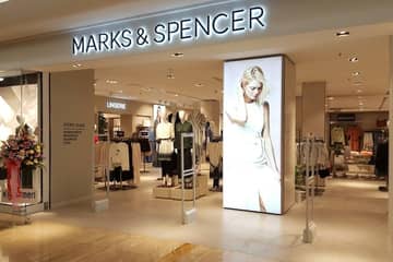 Marks & Spencer macht kleine Fortschritte im Bekleidungsgeschäft