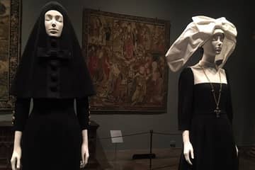 Kritik: Heavenly Bodies; Fashion and the Catholic Imagination