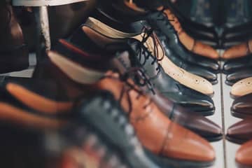 Omzet schoenenbranche krijgt tik van 16 procent in maart