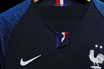 Coupe du monde 2018 : les fans assaillent la boutique Nike des Champs-Elysées