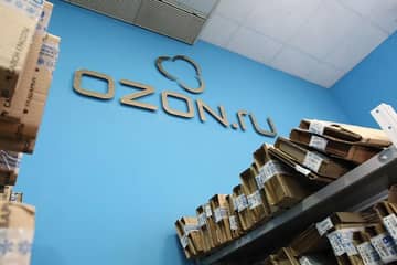Ozon планирует нарастить продажи одежды и обуви в 10 раз