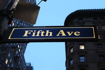 Versace leaving Fifth Avenue