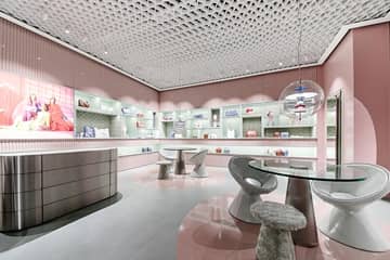 "Кондитерский" магазин Coccinelle открылся в Милане