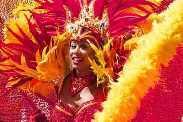 Purpurina biodegradable, una tendencia que crece en el carnaval de Rio
