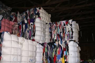 Recycling am Limit: Die Altkleiderbranche erstickt im Textilmüll