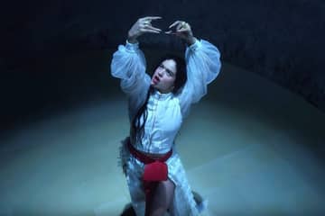 Palomo Spain viste a Rosalía para su nuevo videoclip “A Palé”