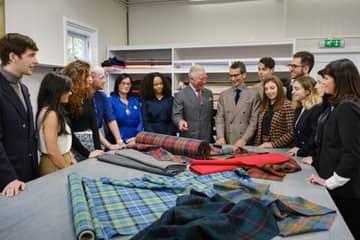 Le prince Charles s'invite dans la mode en soutenant une collection durable