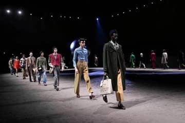 La moda maschile italiana nel 2021 slitta di una settimana