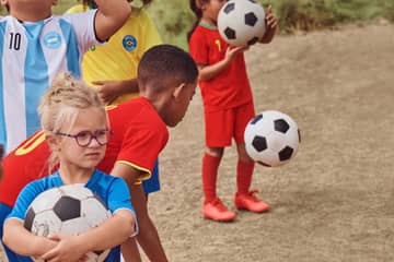 H&M et la Fondation de l’UEFA lancent une ligne de maillot de football pour enfants