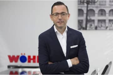 Bekleidungshändler Wöhrl baut Vorstand um
