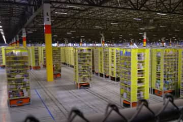 E-commerce drivendemand for warehouses cheers the real estate industry in the U.S.