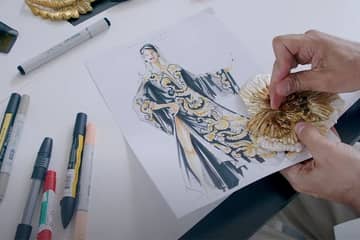 Video: Making of: Geborduurde kaftan van Dolce & Gabbana's Alta Moda