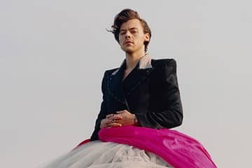 Video: Vogue presents behind the scenes of Harry Styles' photoshoot