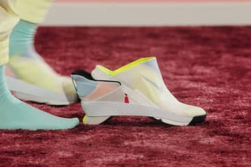 Nike presenta sus primeras zapatillas “manos libres”