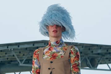 Palomo Spain irrumpe en París Fashion Week con una colección “hippie” repleta de “positividad y luminosidad”