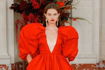 Vídeo: La colección SS22 de Carolina Herrera en la Semana de la Moda de Nueva York