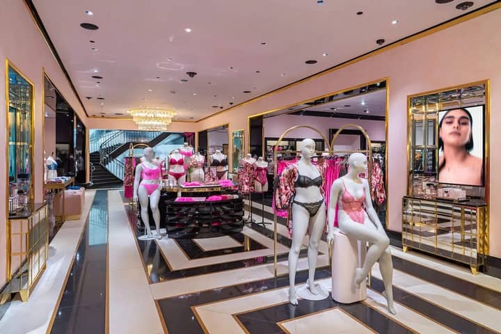 Victoria's Secret & Co. revolutionizes online shopping experience