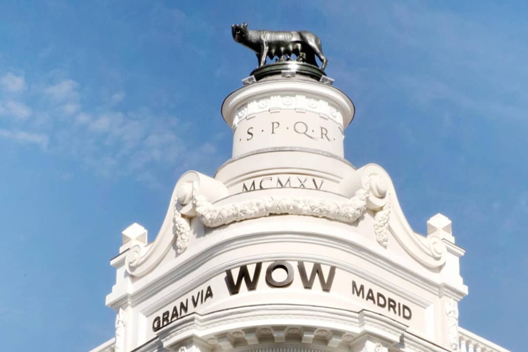 Exterior del edificio de Wow Concept en número 18 de la Gran Vía de Madrid (España).