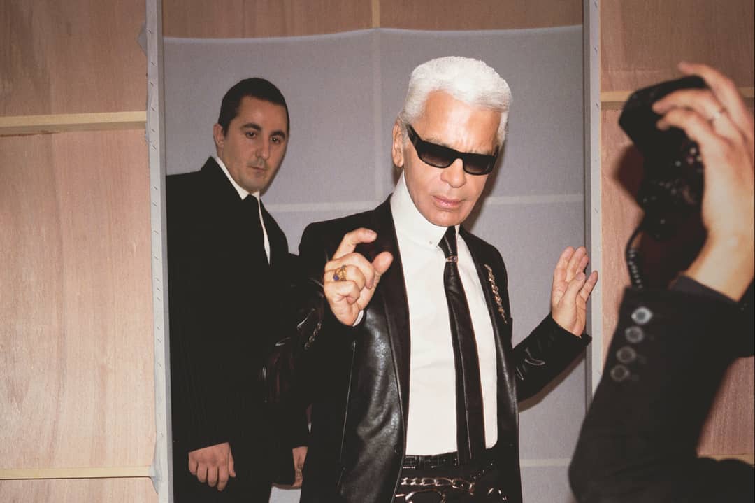 Karl Lagerfeld backstage at the Autumn/Winter 2003/2004 ready - to - wear Chanel show, Paris, March 2003