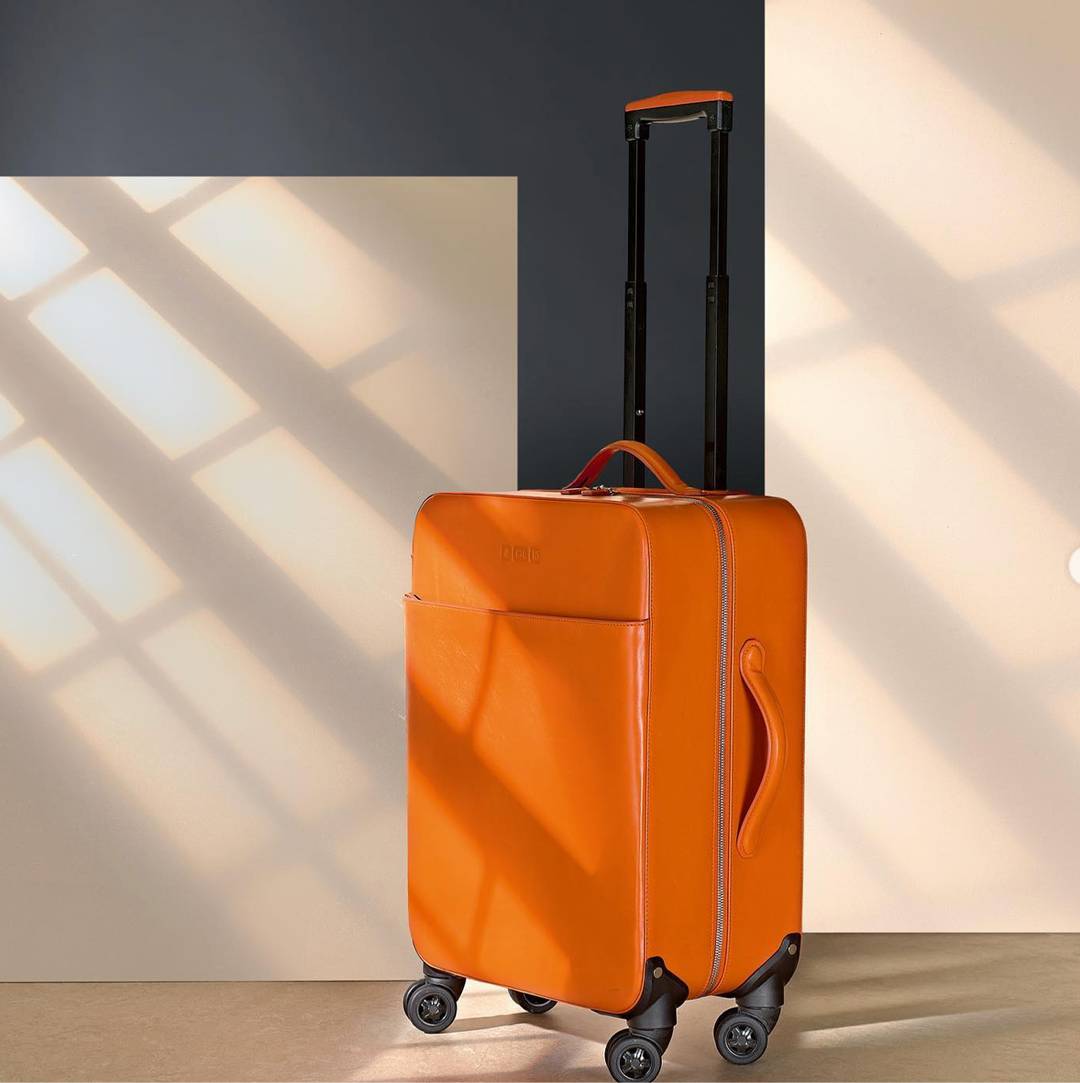 Range of travel cases by Gladstn London designed for style and convenience