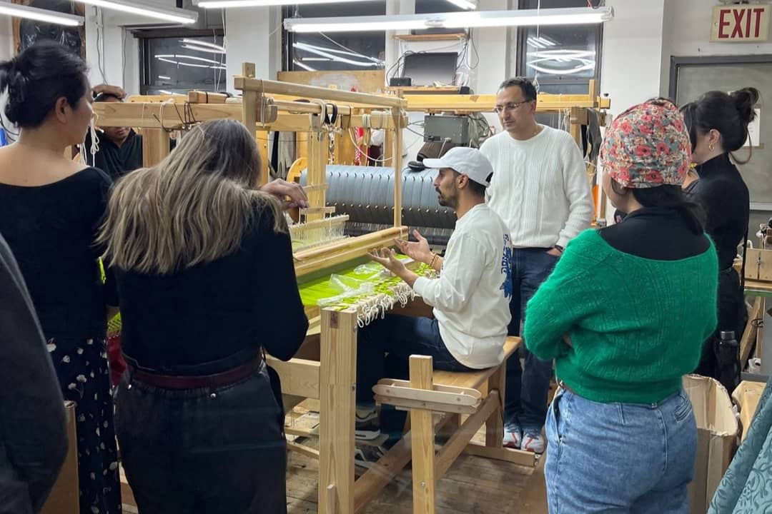 Credits: Founder Alex Dabagh demonstrating the Anybag Loom. Image courtesy of Anybag.