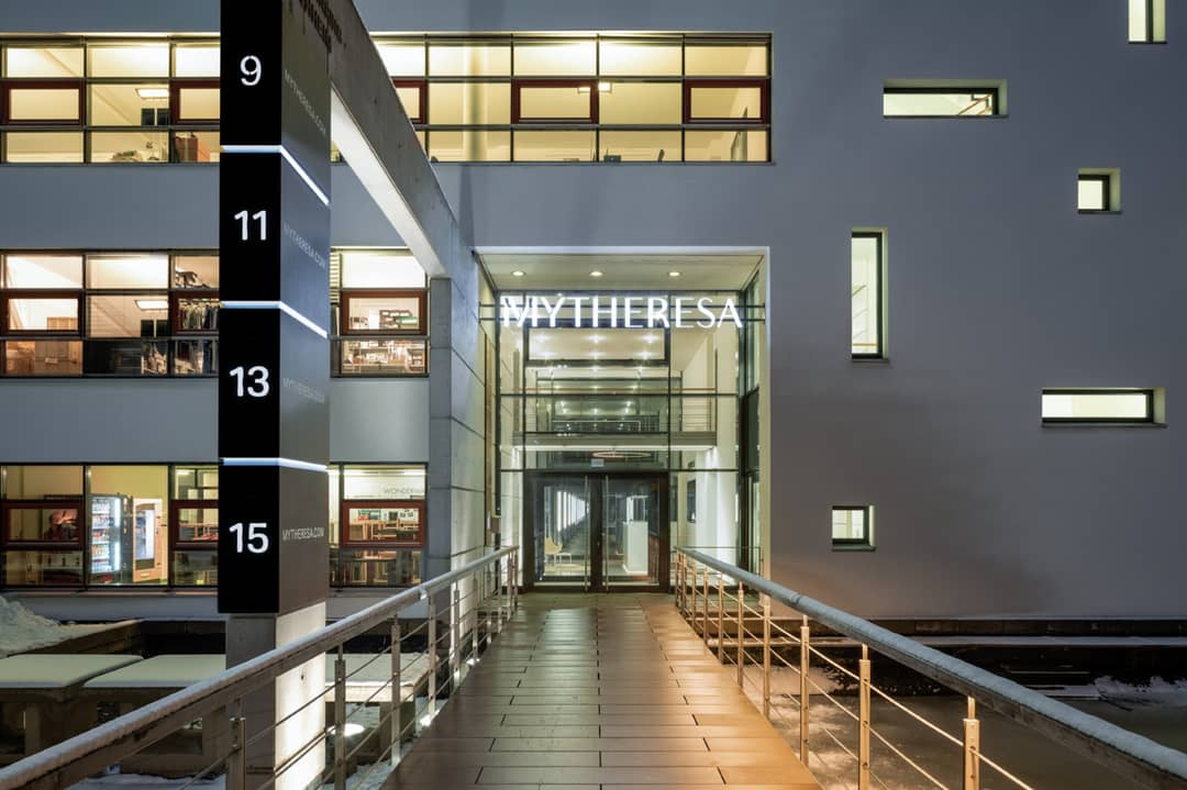 Die Unternehmenszentrale von Mytheresa in Aschheim Bild: Mytheresa