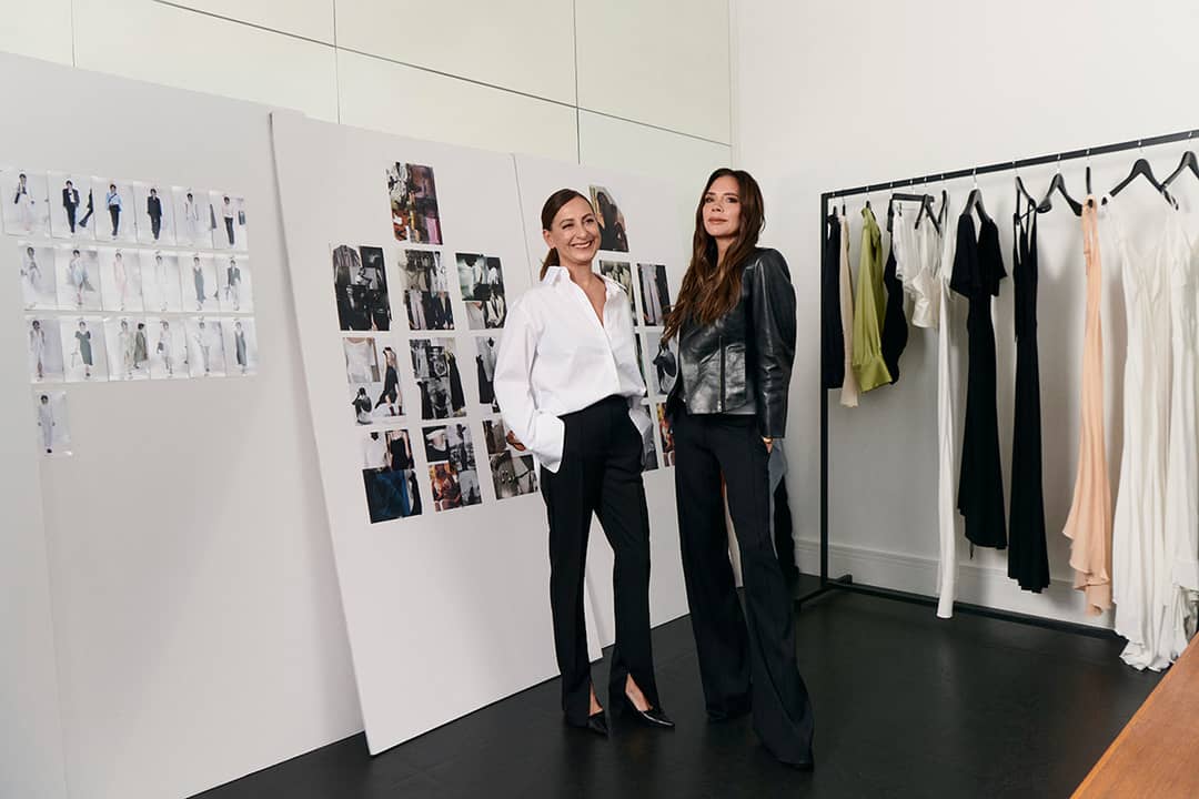La diseñadora británica Victoria Beckham junto a Justi Ruano, directora creativa de la división Woman de Mango.