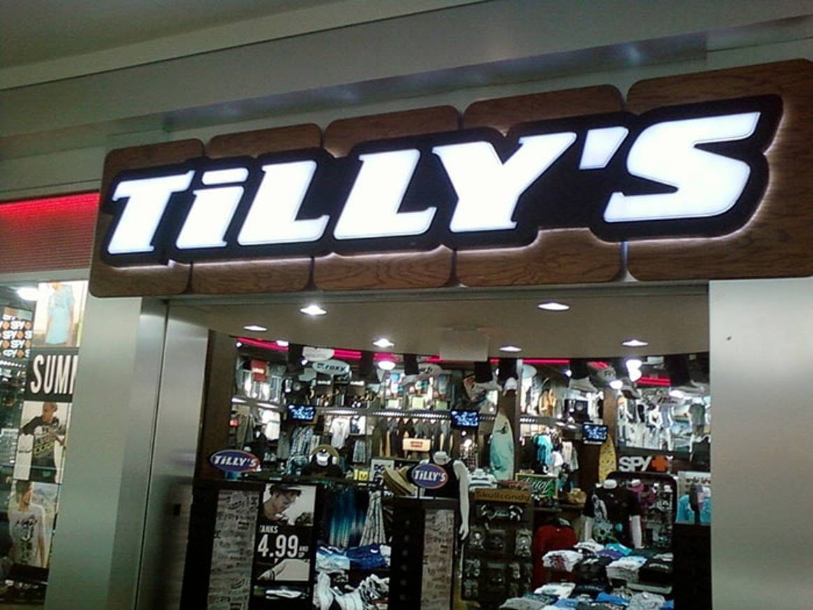 Tilly’s FY15 net sales increase 6.3 percent