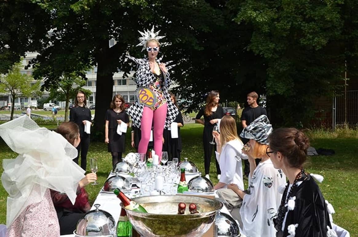 In picture: 'Fashion-picnic' at FH Dresden